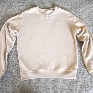 Divided Slight Cropped Sweatshirt